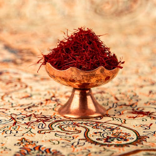 زعفران سرگل با عطر قوی و طعم طبیعی